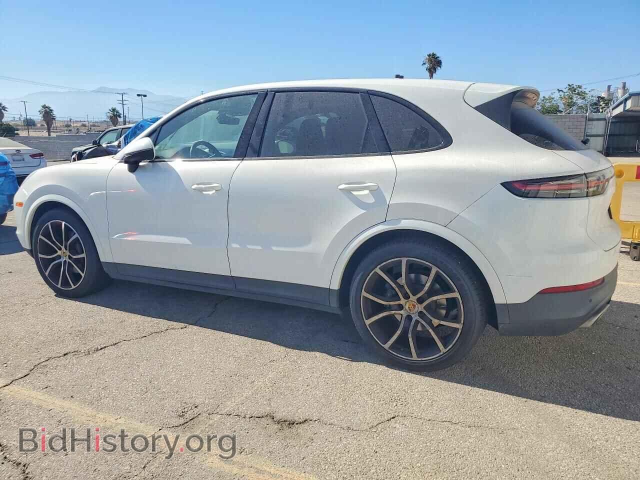 2019 PORSCHE CAYENNE - VIN: WP1AA2AY1KDA10970 - Photo 2