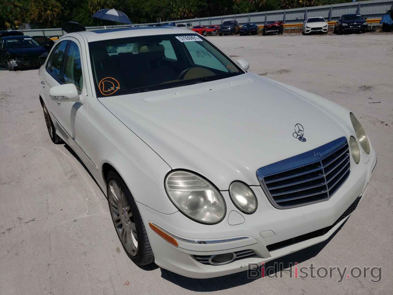 Photo WDBUF56X37B106859 - MERCEDES-BENZ E-CLASS 2007