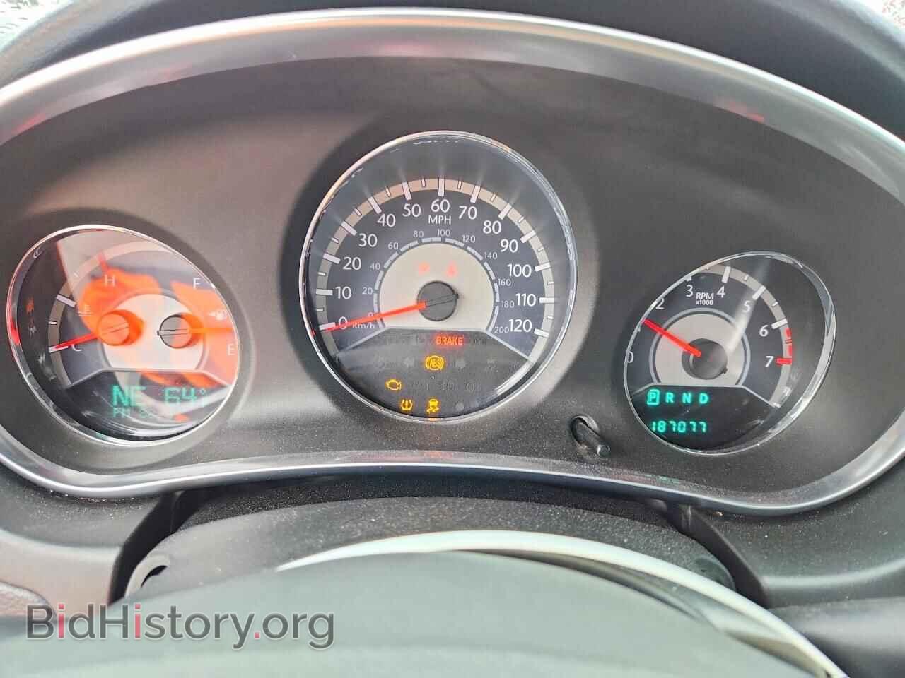 2011 CHRYSLER 200 - VIN: 1C3BC1FB7BN600250 - Фото 9