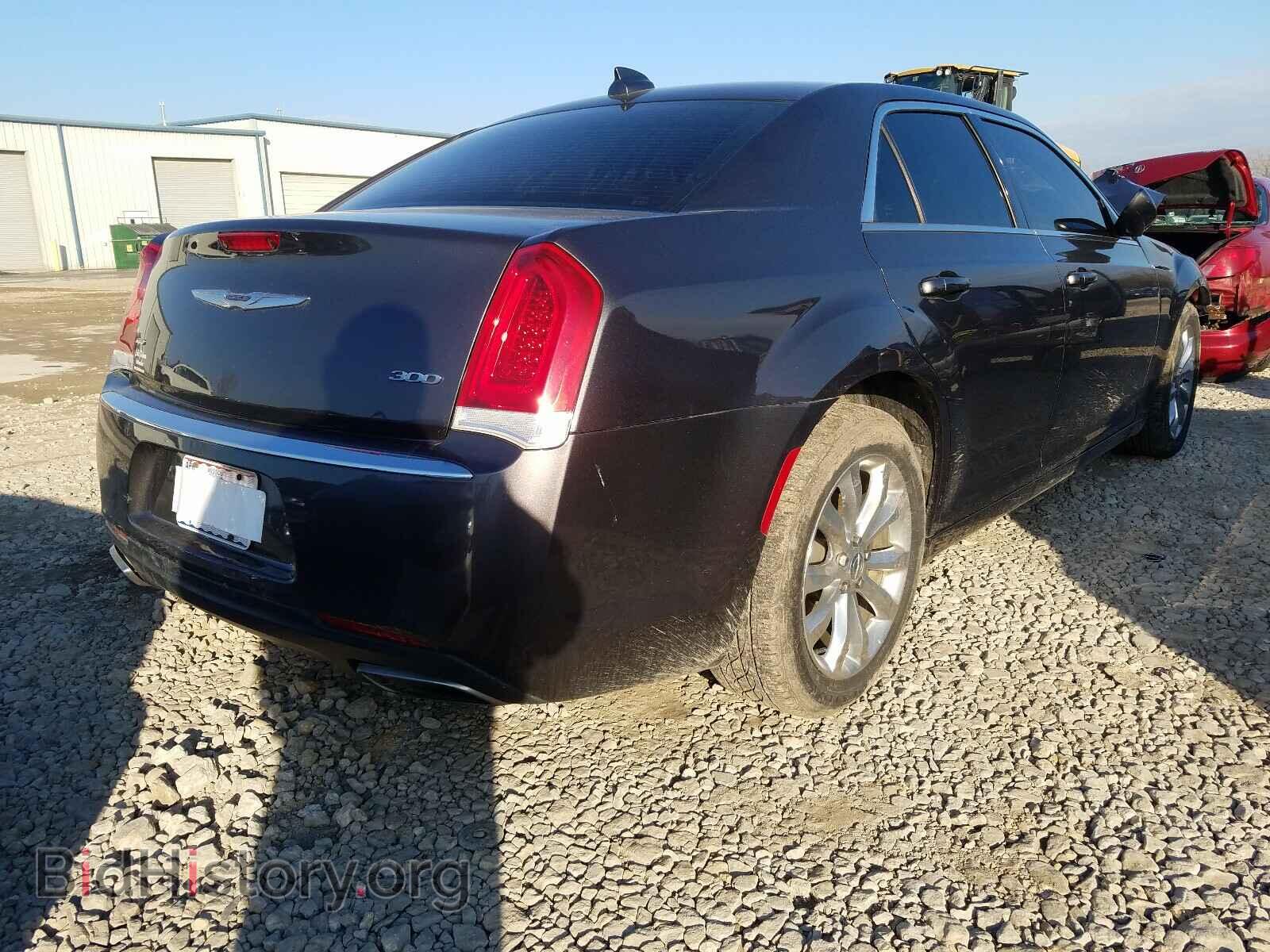 2016 CHRYSLER 300 - VIN: 2C3CCARG9GH182544 - Фото 4
