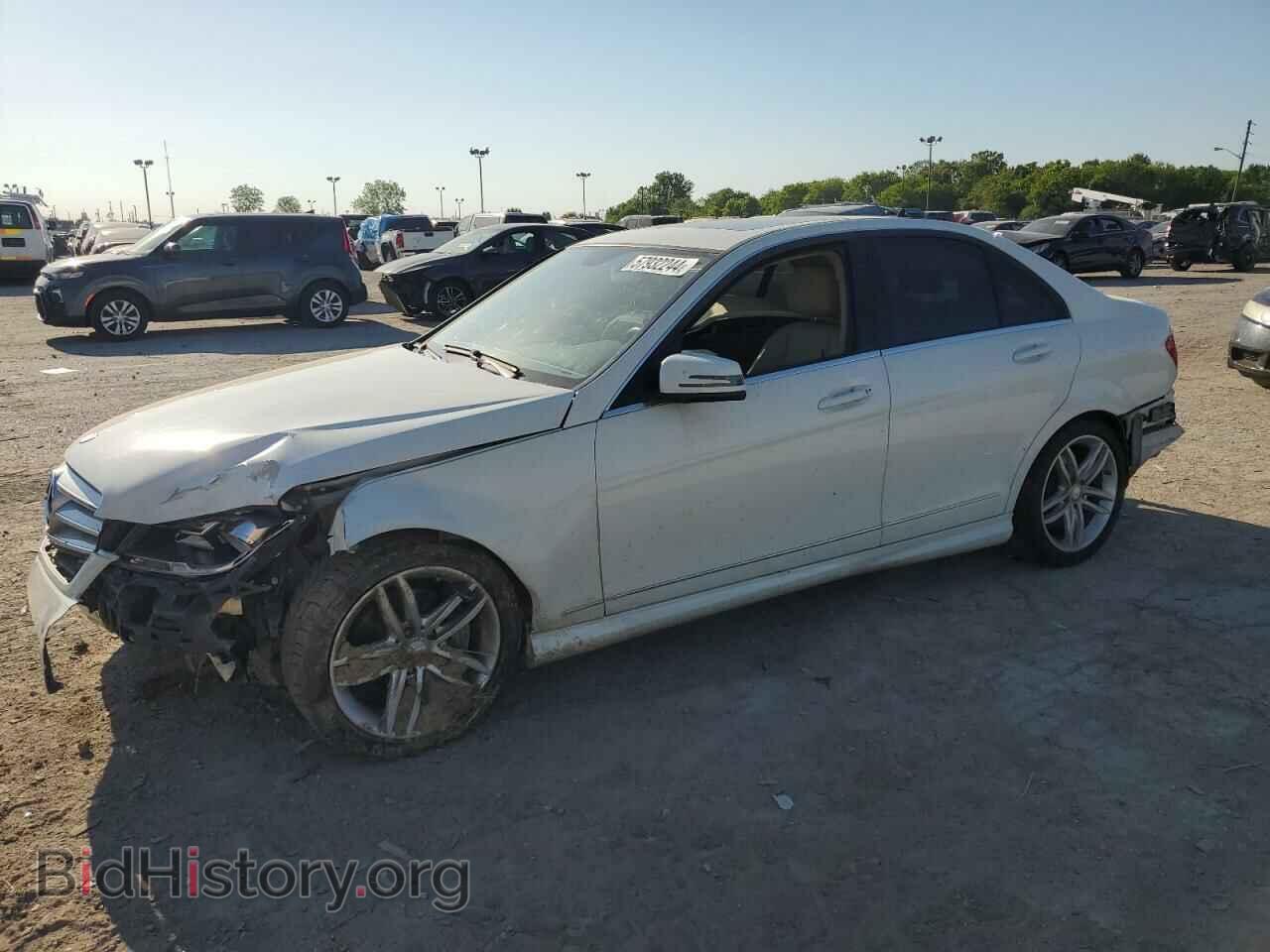 Фотография WDDGF8BB7CA709877 - MERCEDES-BENZ C-CLASS 2012