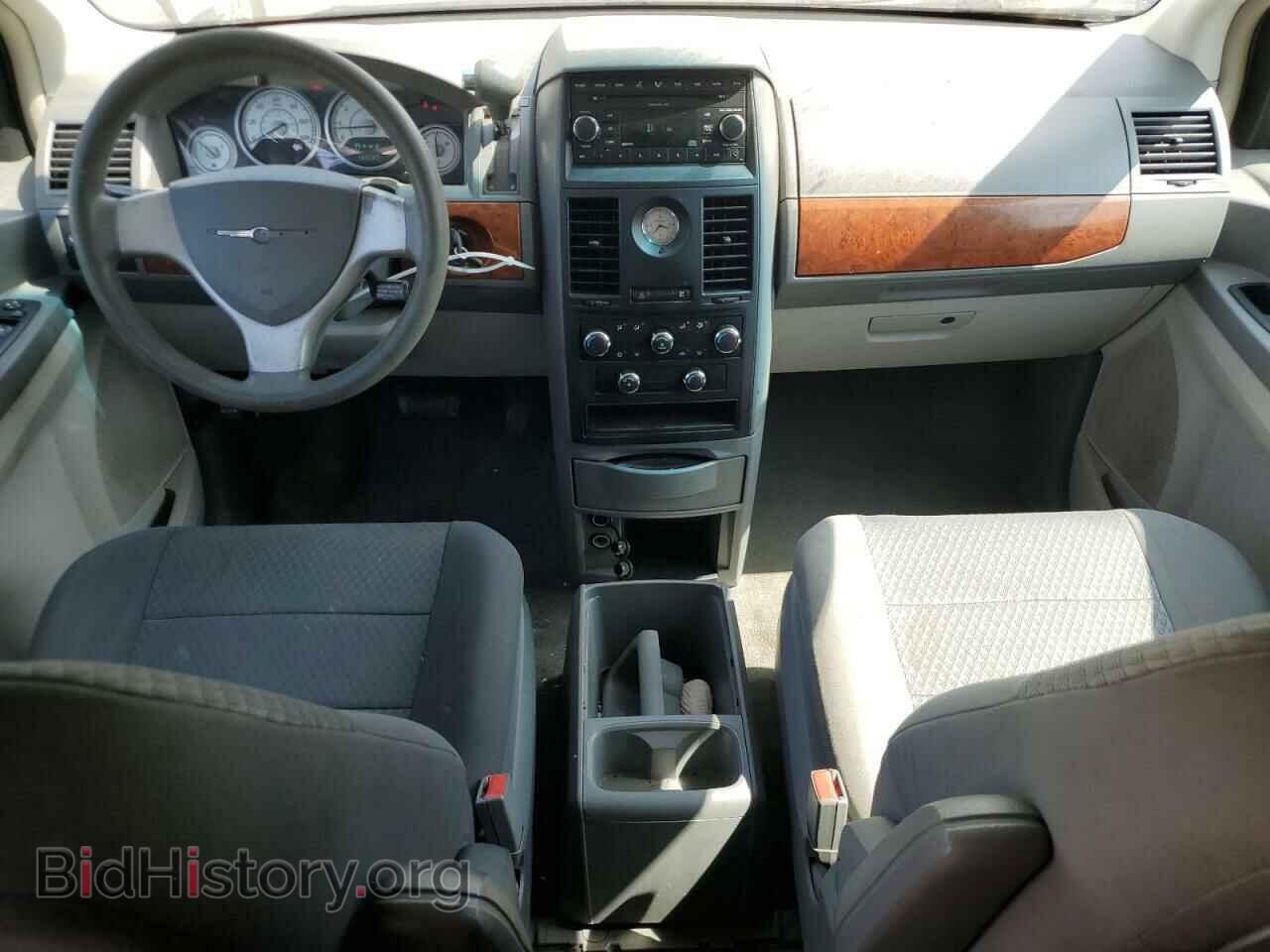 2008 CHRYSLER MINIVAN - VIN: 2A8HR44H68R773193 - Фото 8