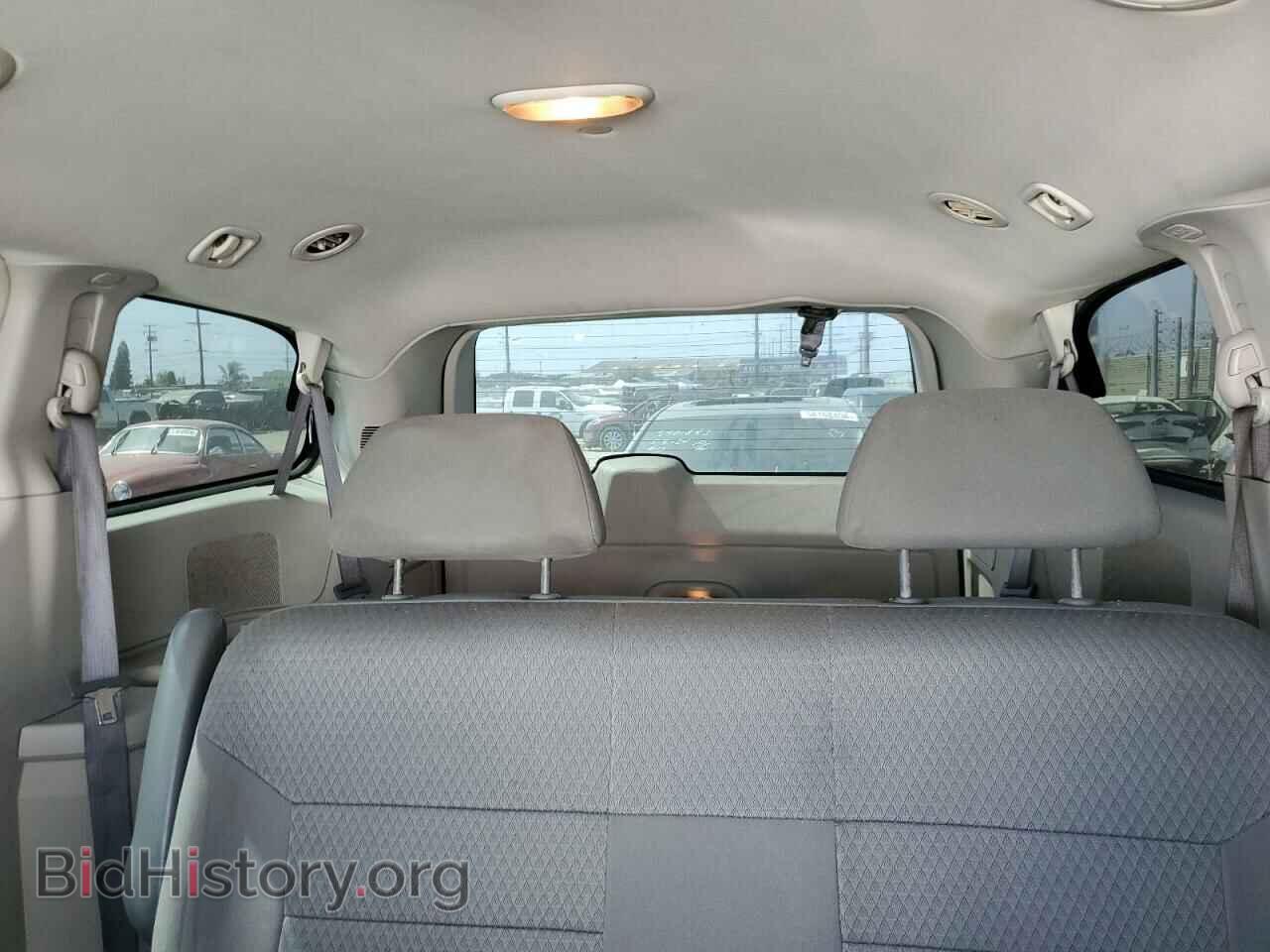 2008 CHRYSLER MINIVAN - VIN: 2A8HR44H68R773193 - Фото 10