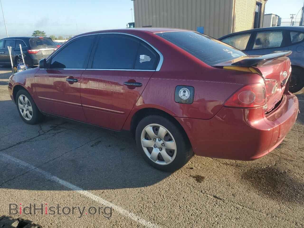2008 KIA OPTIMA - VIN: KNAGE123585207542 - Фото 2