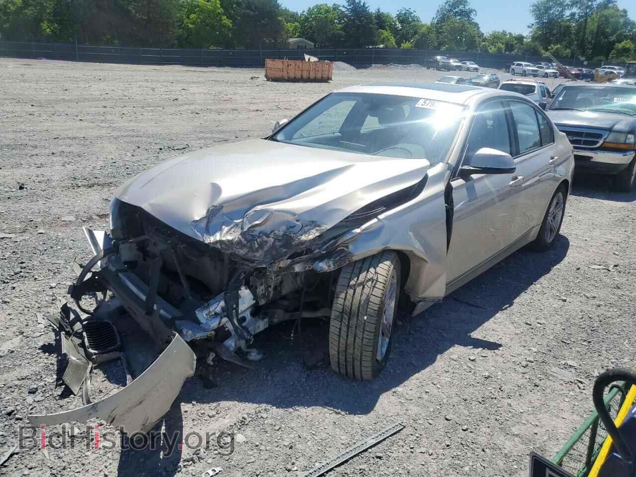 Фотография WBA3B1C52FP831520 - BMW 3 SERIES 2015