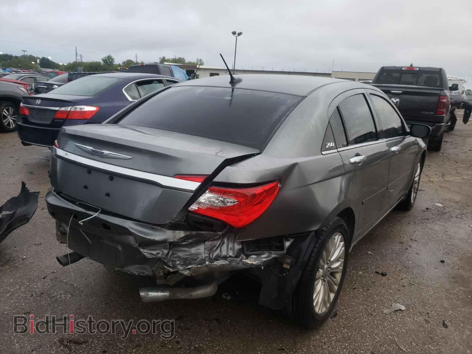 2012 CHRYSLER 200 - VIN: 1C3CCBCG2CN327102 - Photo 4