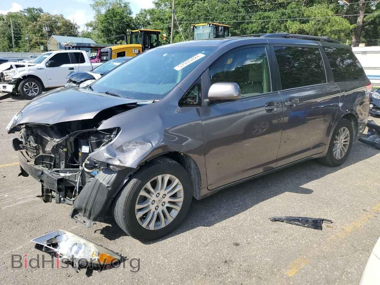 Фотография 5TDYK3DC8DS367086 - TOYOTA All Models 2013