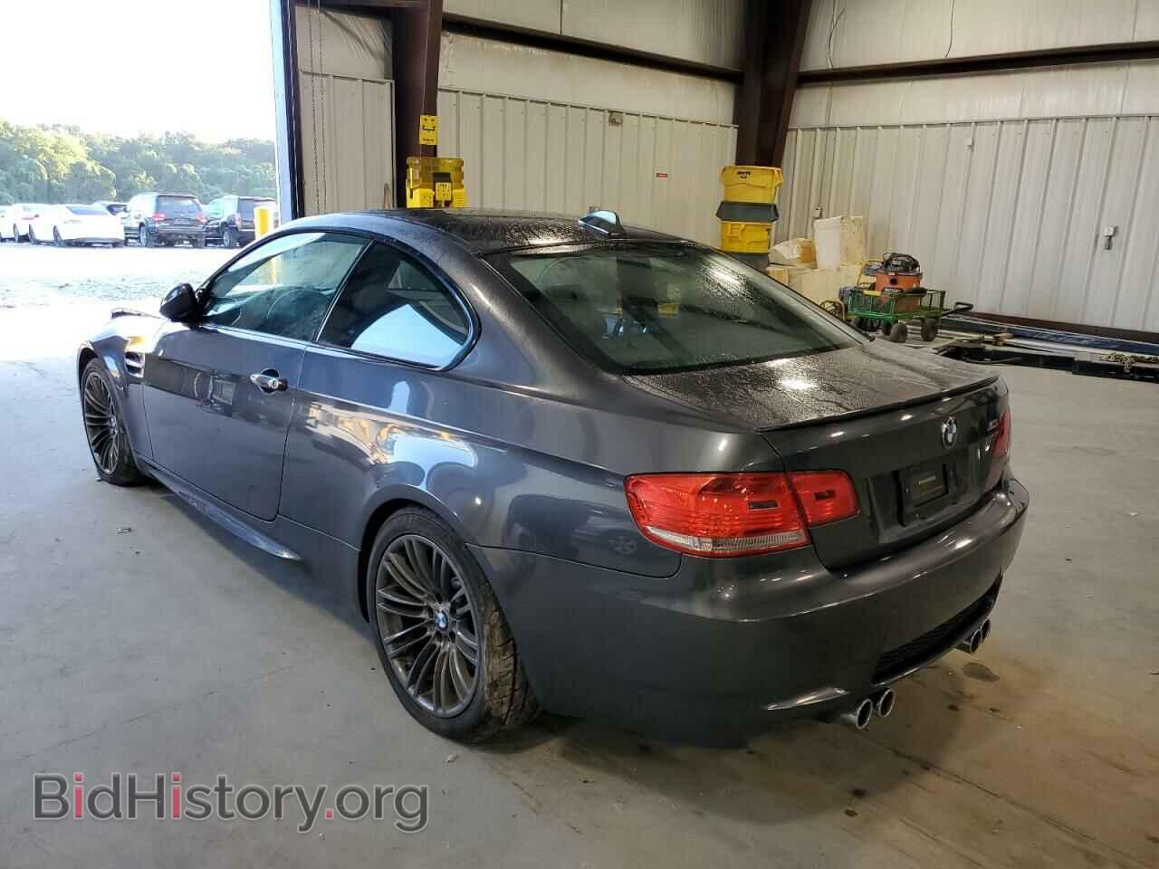 2008 BMW M3 - VIN: WBSWD93538PY42207 - Фото 3