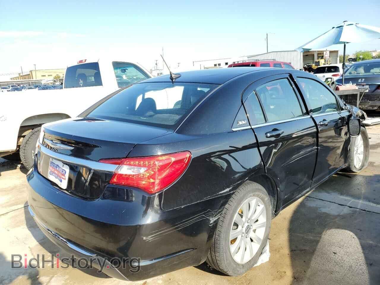 2014 CHRYSLER 200 - VIN: 1C3CCBBB7EN185029 - Фото 4