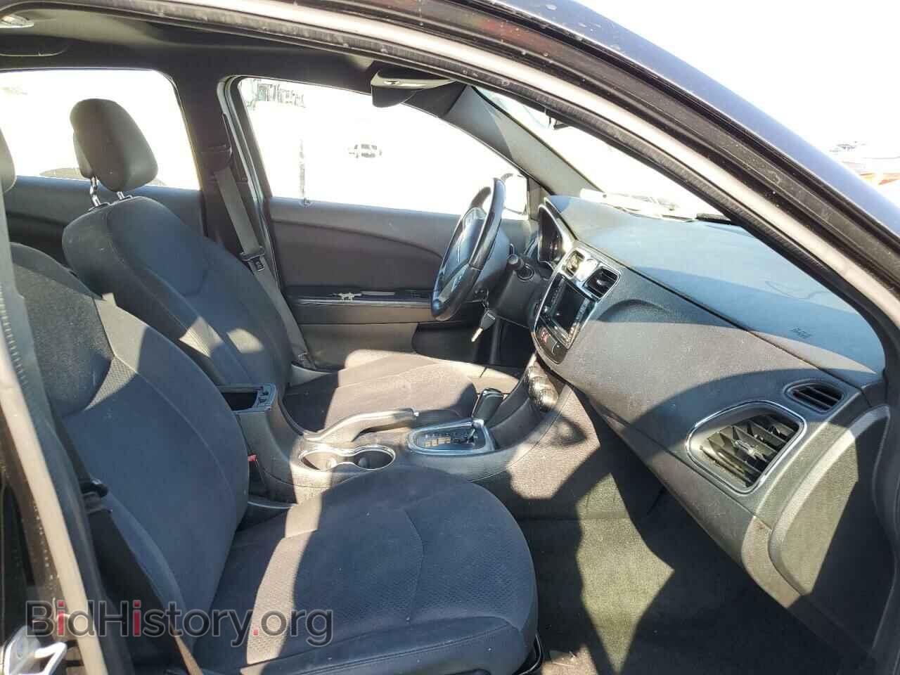 2014 CHRYSLER 200 - VIN: 1C3CCBBB7EN185029 - Фото 5