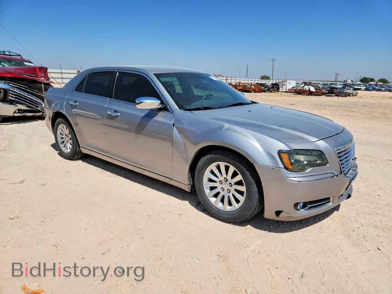 2011 CHRYSLER 300 - VIN: 2C3CA5CG3BH546035 - Photo 4