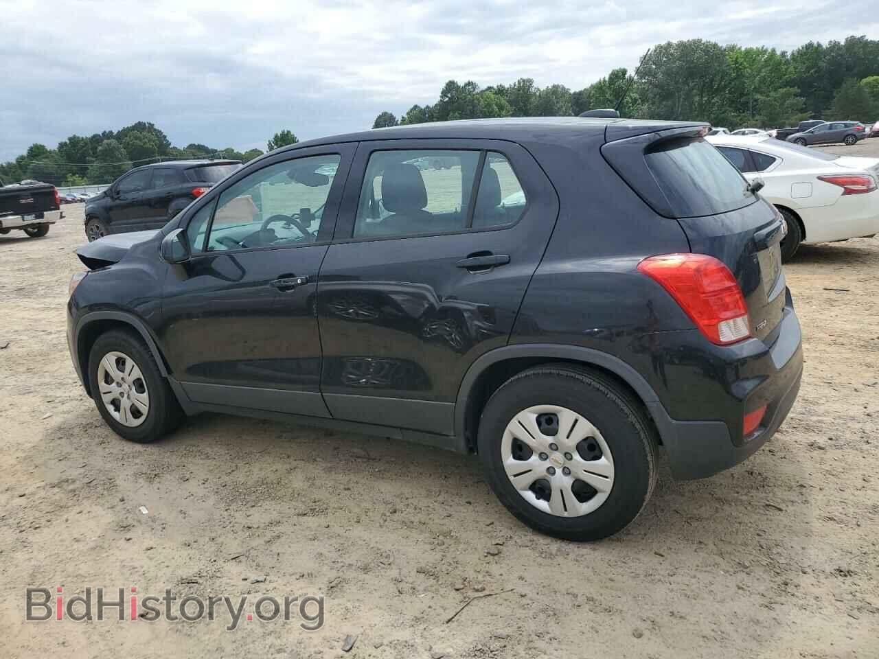 2017 CHEVROLET TRAX - VIN: 3GNCJKSB2HL288047 - Фото 2