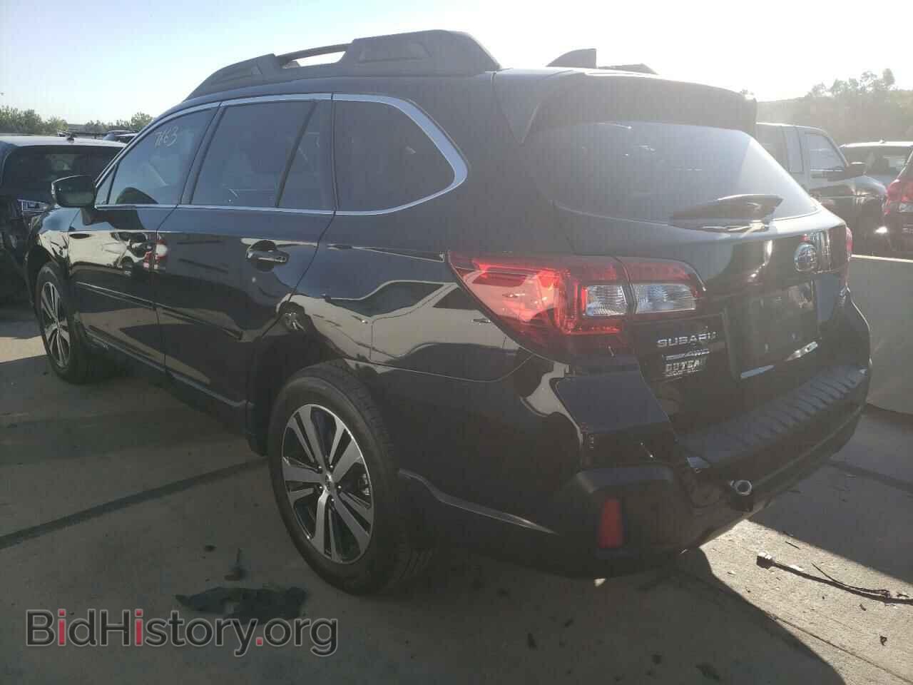 2018 SUBARU OUTBACK - VIN: 4S4BSENC7J3396667 - Фото 3