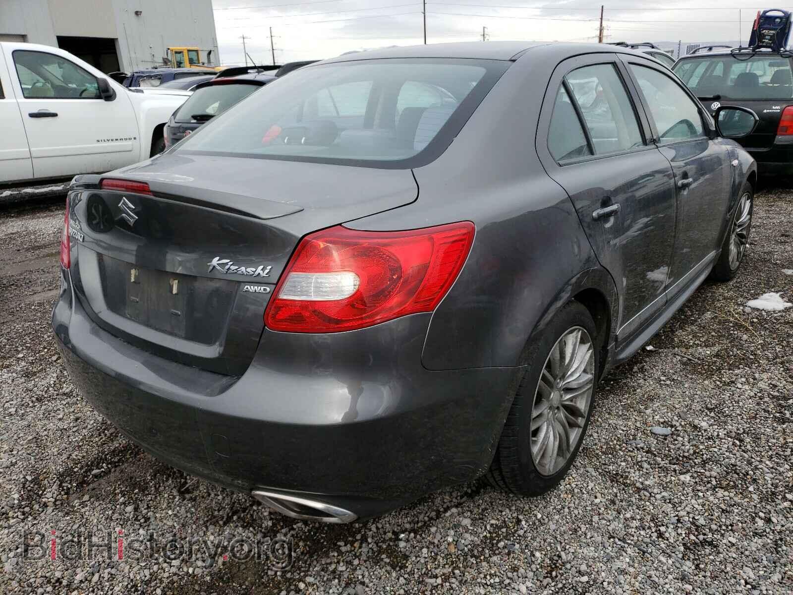 2011 SUZUKI KIZASHI - VIN: JS2RF9A65B6110545 - Photo 4