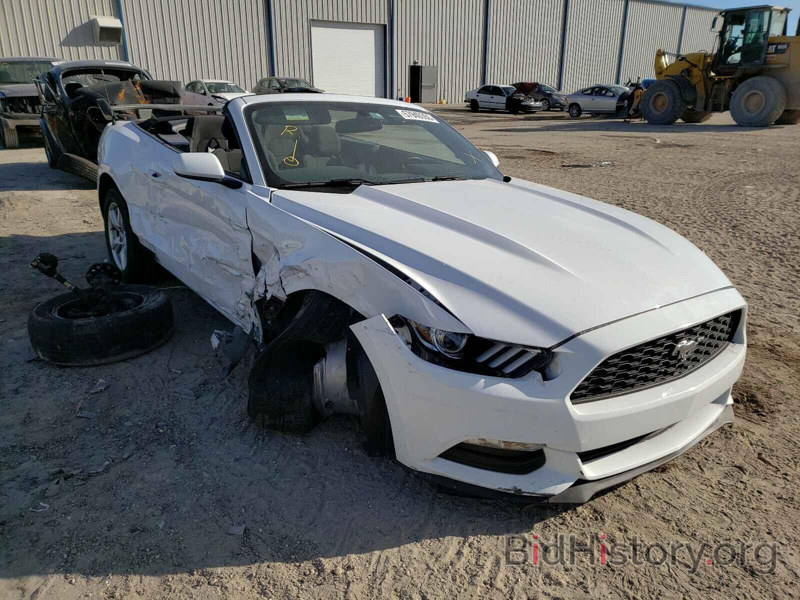 Photo 1FATP8EM1G5323995 - FORD MUSTANG 2016