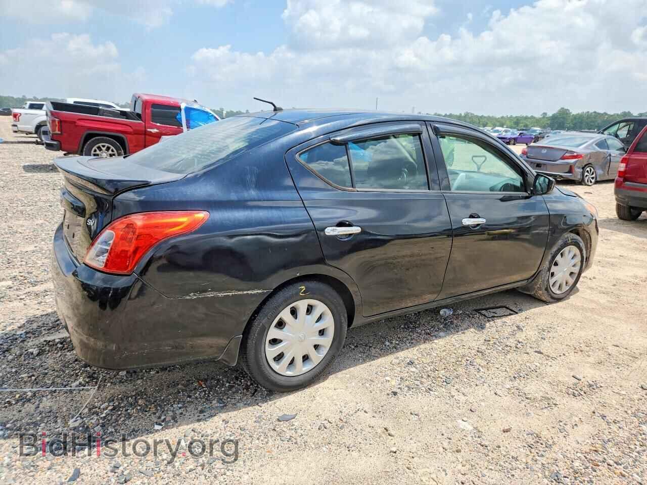 2017 NISSAN VERSA - VIN: 3N1CN7AP3HL832047 - Фото 3