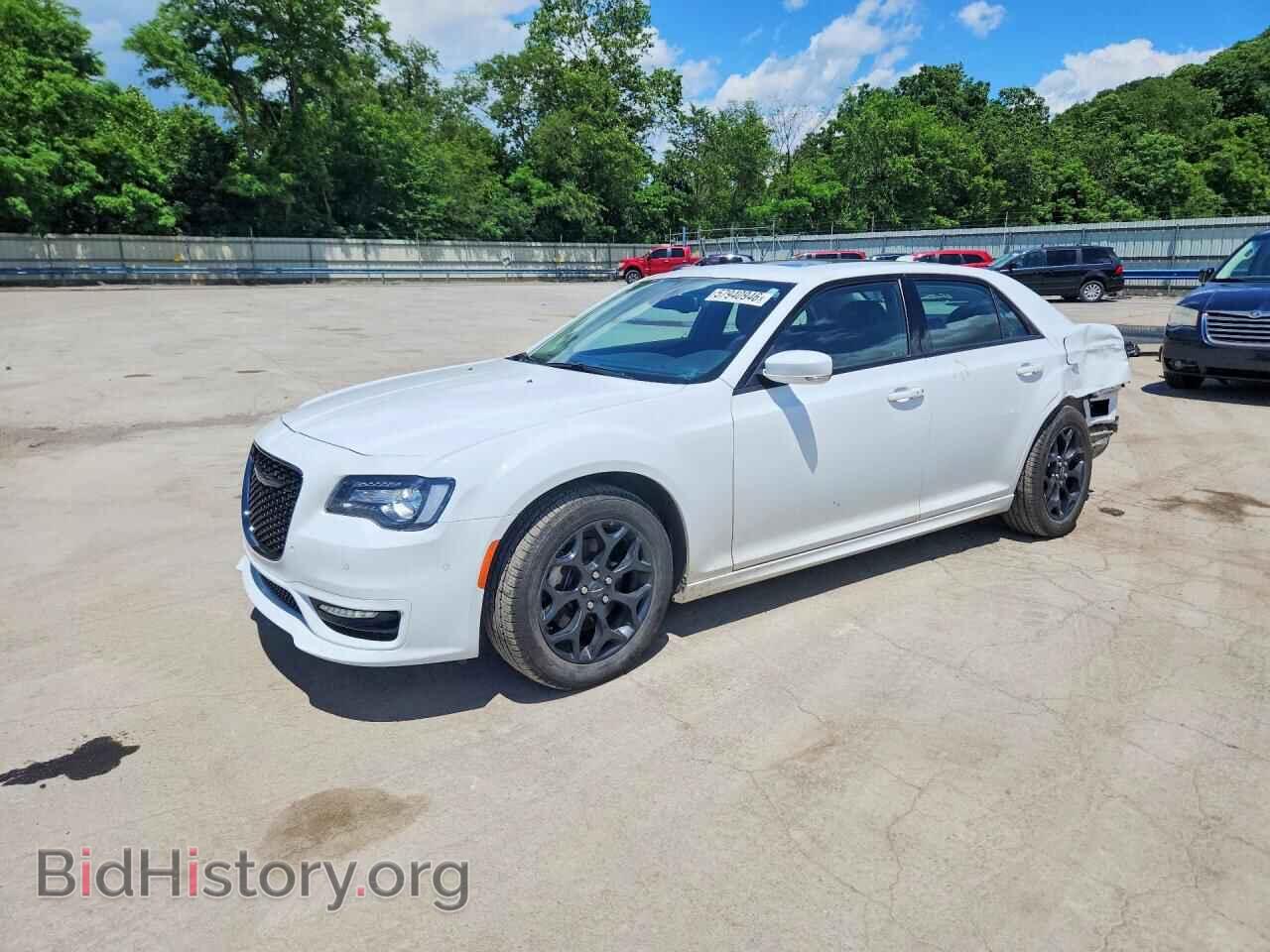 Фотография 2C3CCASG1PH707266 - CHRYSLER 300 2023