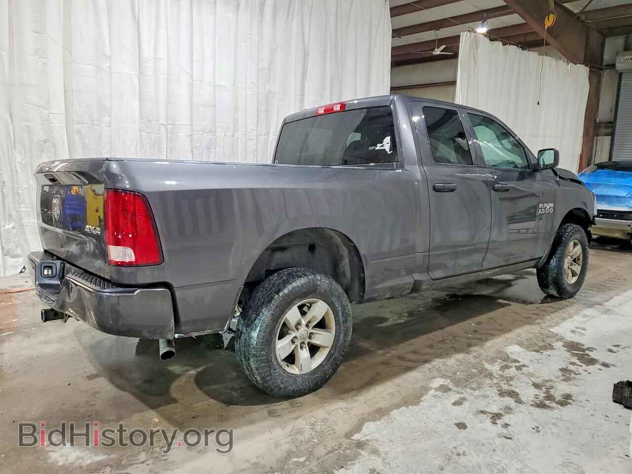 2018 RAM 1500 - VIN: 1C6RR7FG8JS282217 - Фото 3
