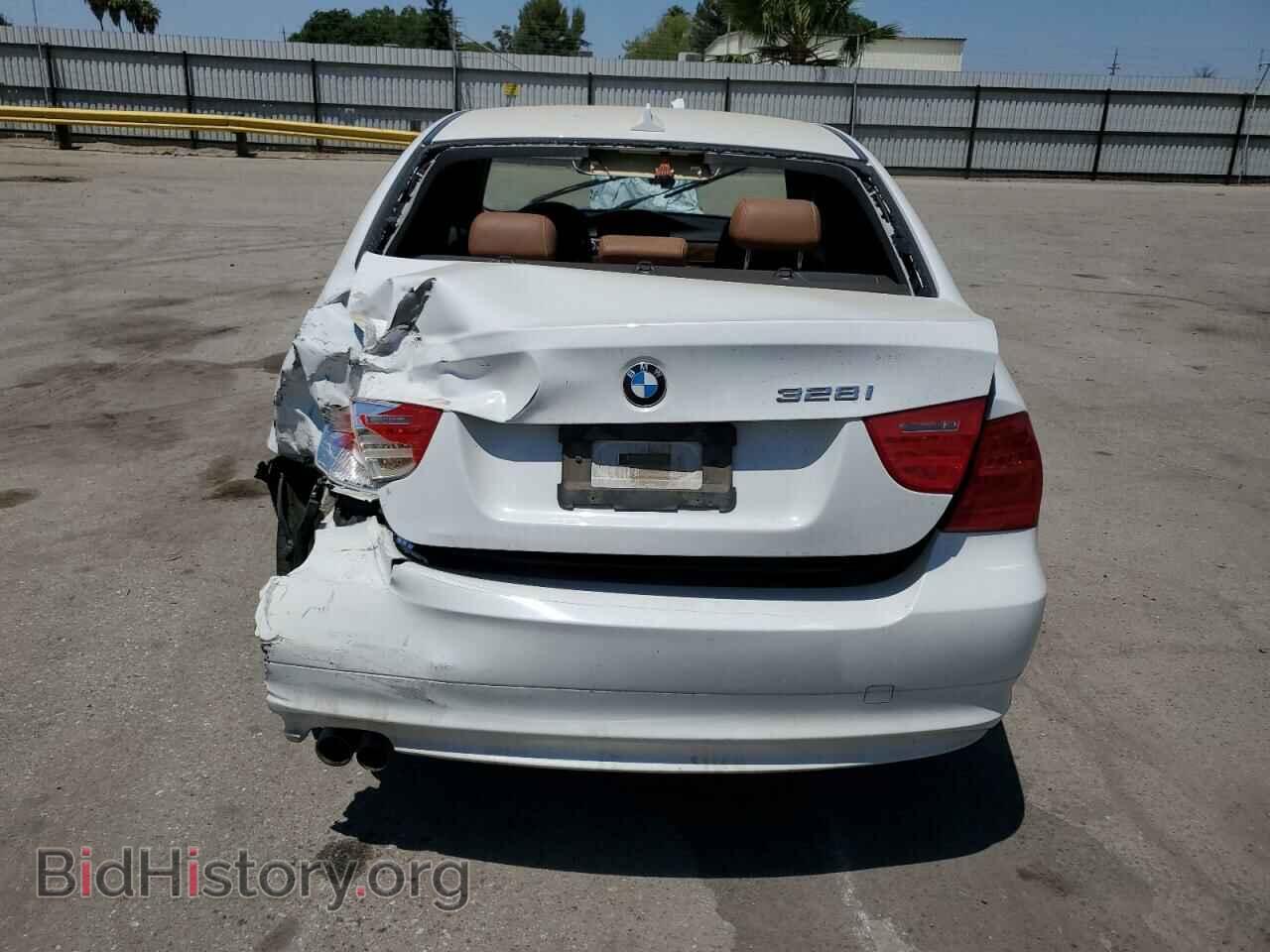 2011 BMW 3 SERIES - VIN: WBAPH5C59BF093402 - Photo 6