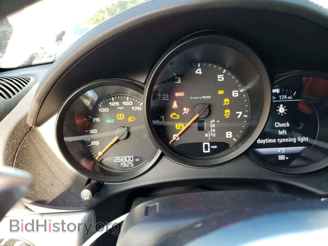 2018 PORSCHE BOXSTER - VIN: WP0CA2A84JS210410 - Photo 9
