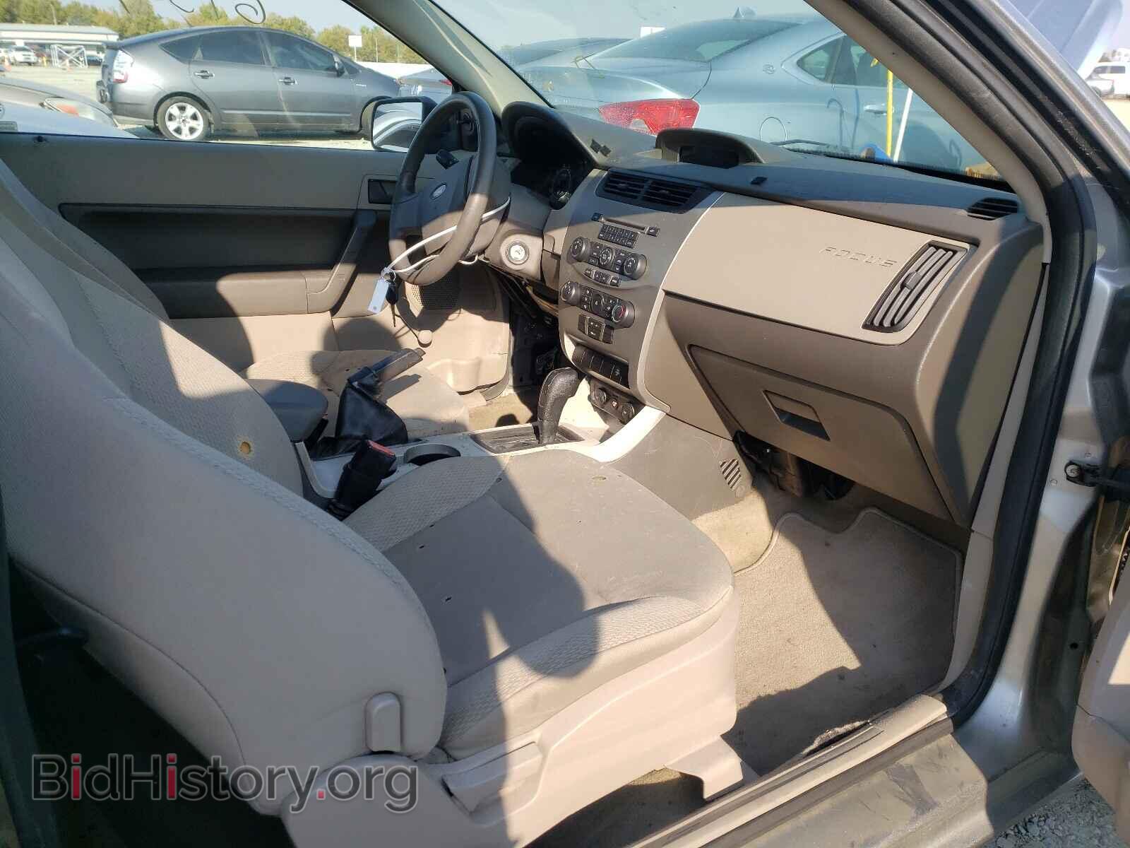 2008 FORD FOCUS - VIN: 1FAHP32NX8W209513 - Фото 5