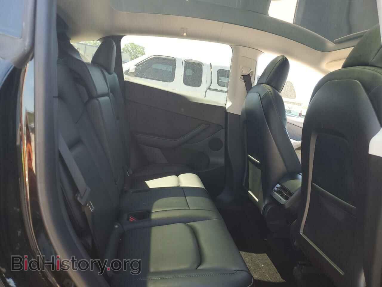 2022 TESLA MODEL Y - VIN: 7SAYGDEE6NF321742 - Фото 10