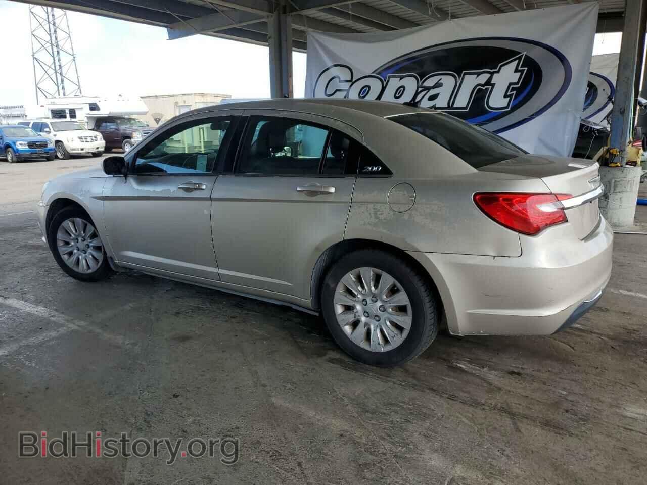 2013 CHRYSLER 200 - VIN: 1C3CCBAB5DN561260 - Фото 2