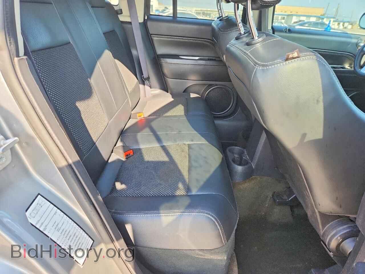 2016 JEEP COMPASS - VIN: 1C4NJCEB2GD704864 - Photo 10