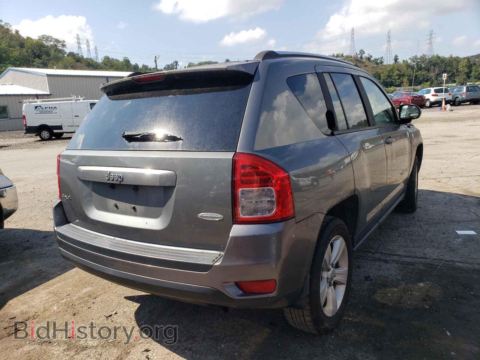 2011 JEEP COMPASS - VIN: 1J4NF1FBXBD240228 - Photo 4