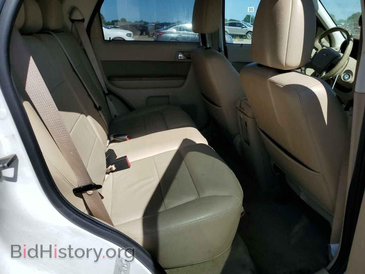 2011 FORD ESCAPE - VIN: 1FMCU0E76BKC22844 - Фото 11