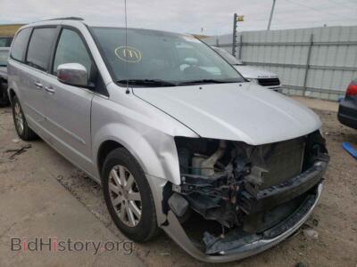 2011 Chrysler MINIVAN Town & COU, silver — VIN 2A4RR8DG8BR704131, Copart