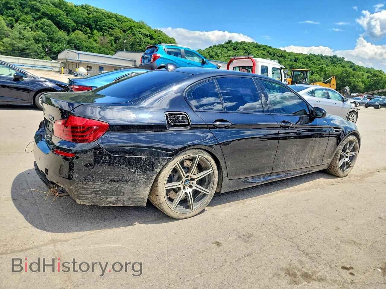 2014 BMW M5 - VIN: WBSFV9C53ED097811 - Photo 3