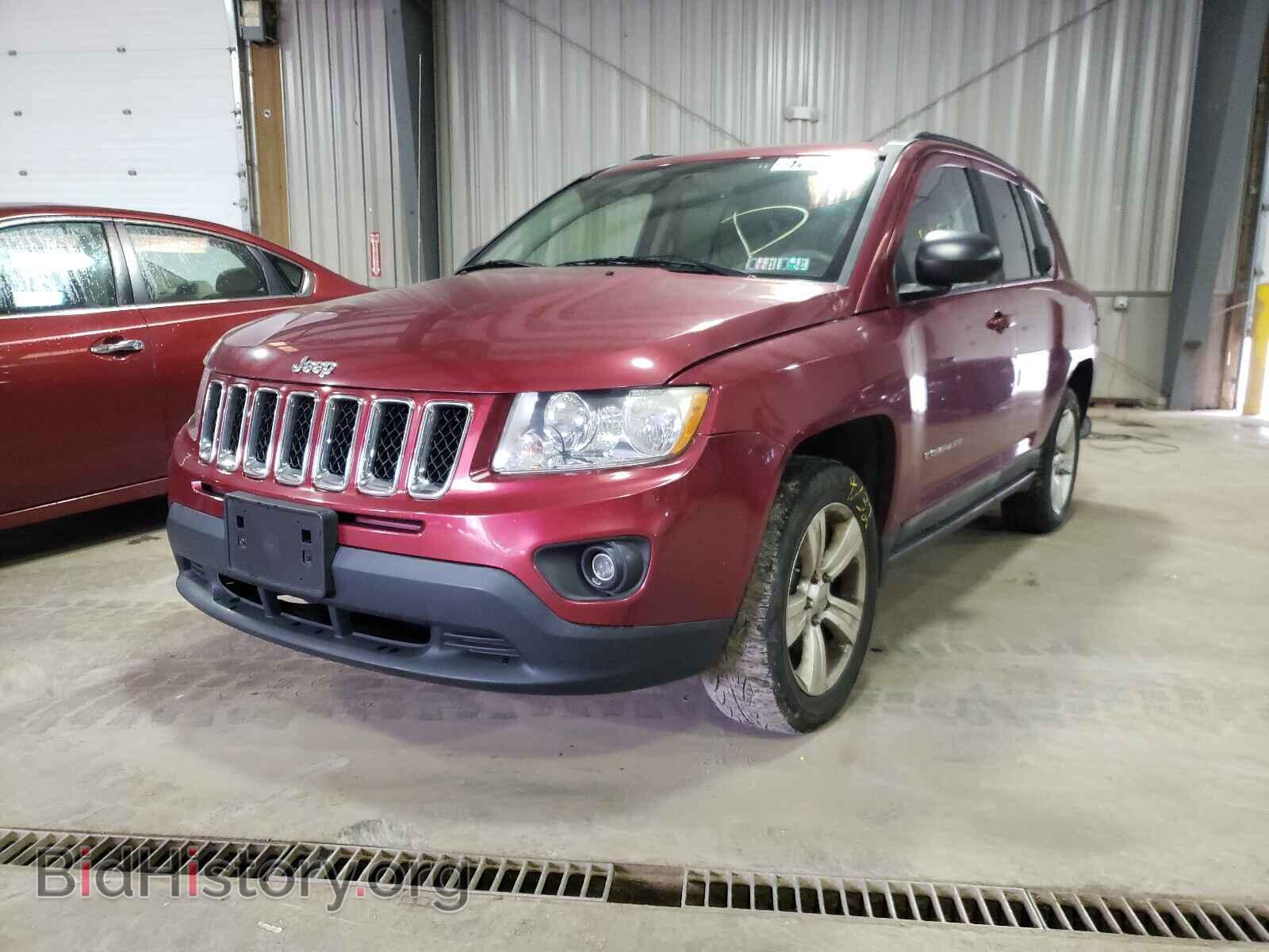2011 JEEP COMPASS - VIN: 1J4NF1FB8BD136627 - Фото 2