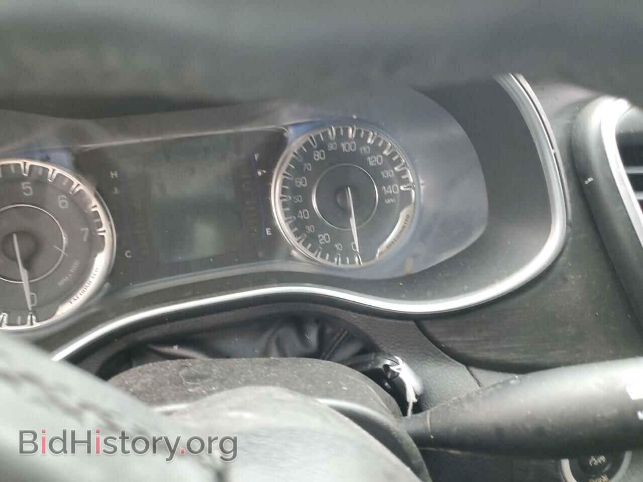 2015 CHRYSLER 200 - VIN: 1C3CCCAB3FN592886 - Фото 9