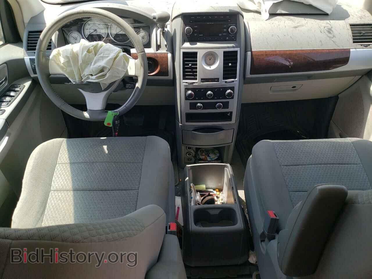 2010 CHRYSLER MINIVAN - VIN: 2A4RR5D1XAR319355 - Фото 8