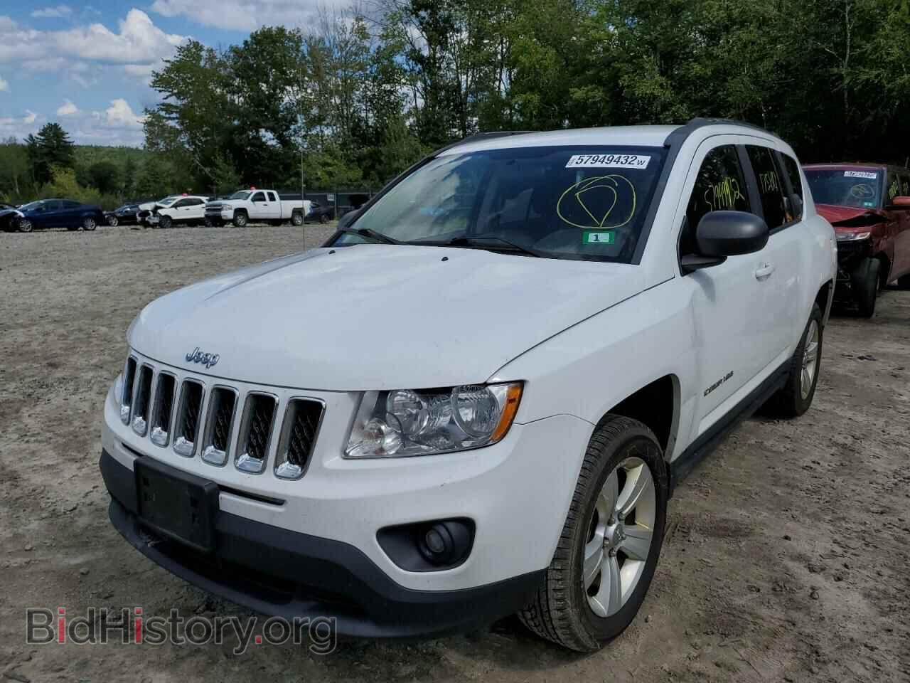 2011 JEEP COMPASS - VIN: 1J4NF1FBXBD240231 - Photo 2