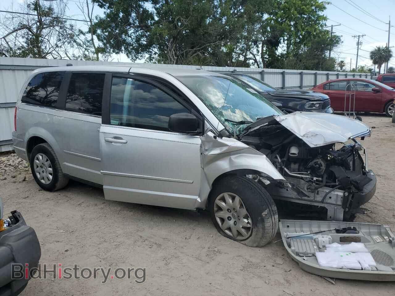2009 CHRYSLER MINIVAN - VIN: 2A8HR44E49R607004 - Фото 4