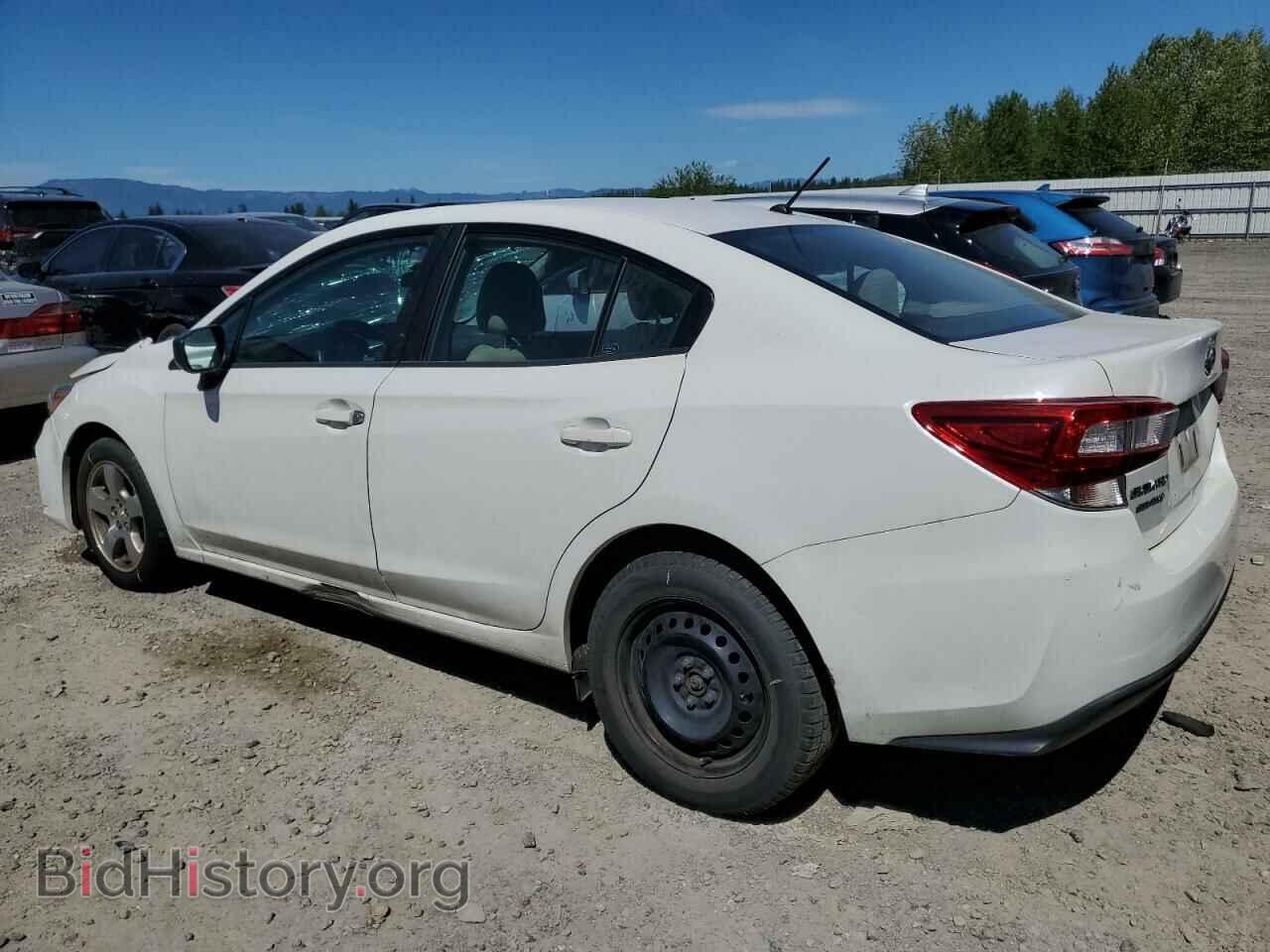 2018 SUBARU IMPREZA - VIN: 4S3GKAA66J1617951 - Фото 2