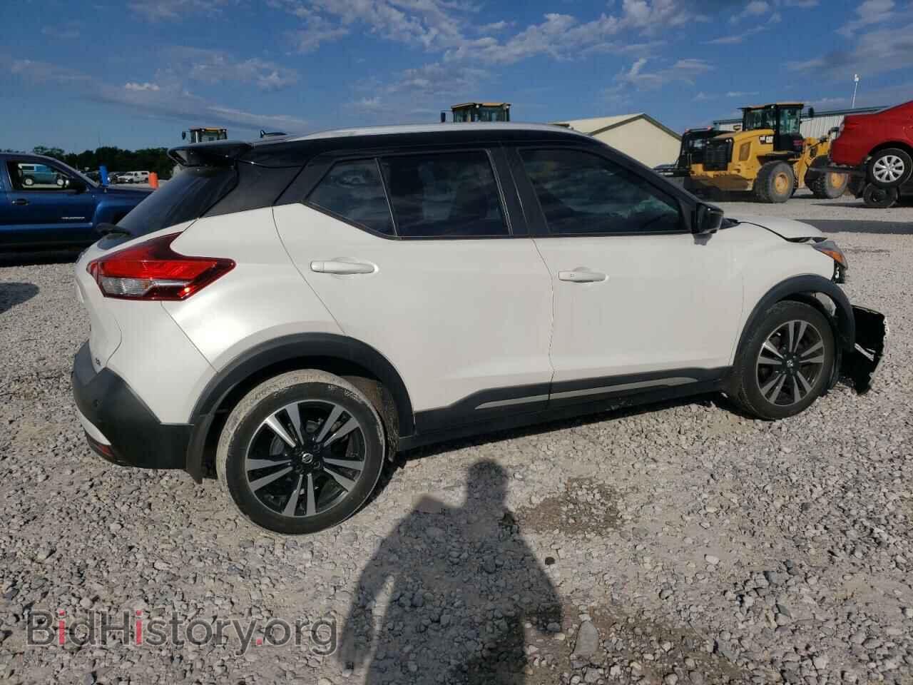2020 NISSAN KICKS - VIN: 3N1CP5DV8LL477913 - Фото 3