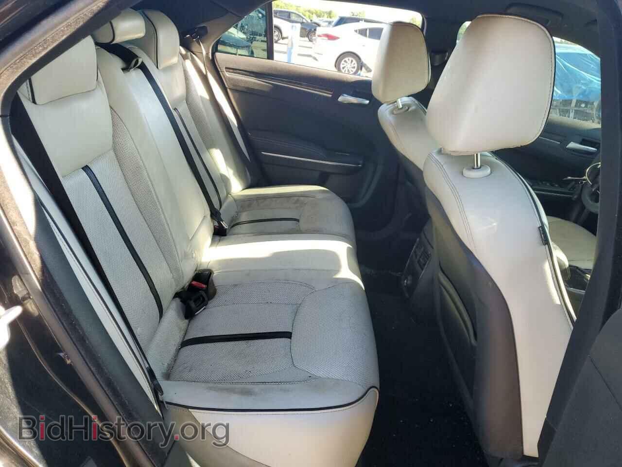 2013 CHRYSLER 300 - VIN: 2C3CCAAG4DH740954 - Фото 10