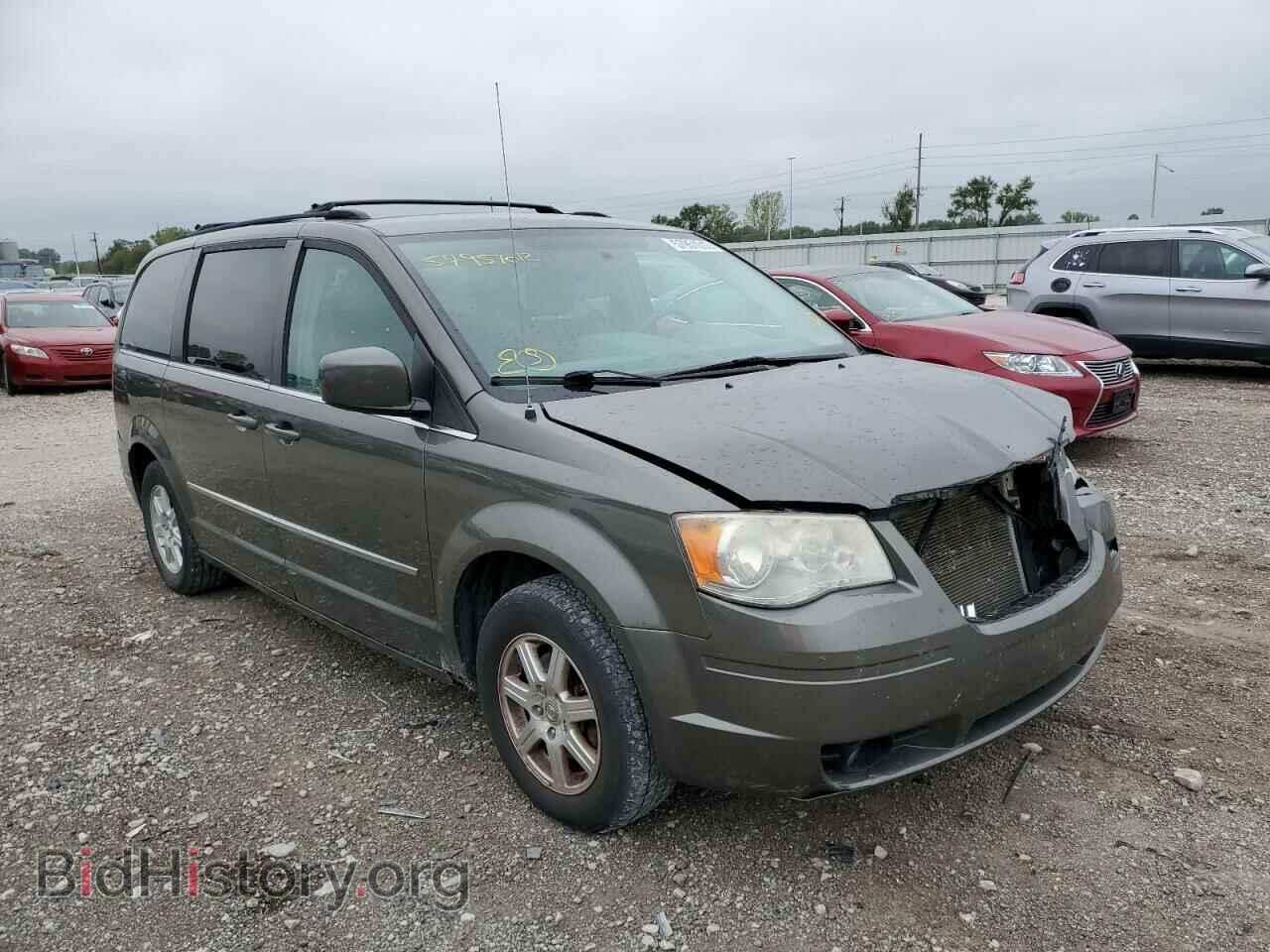 Photo 2A4RR5D1XAR298409 - CHRYSLER MINIVAN 2010
