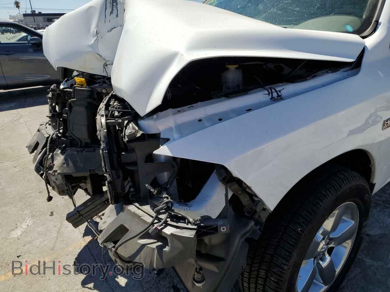 2019 RAM 1500 - VIN: 1C6RR6KT9KS512832 - Фото 9