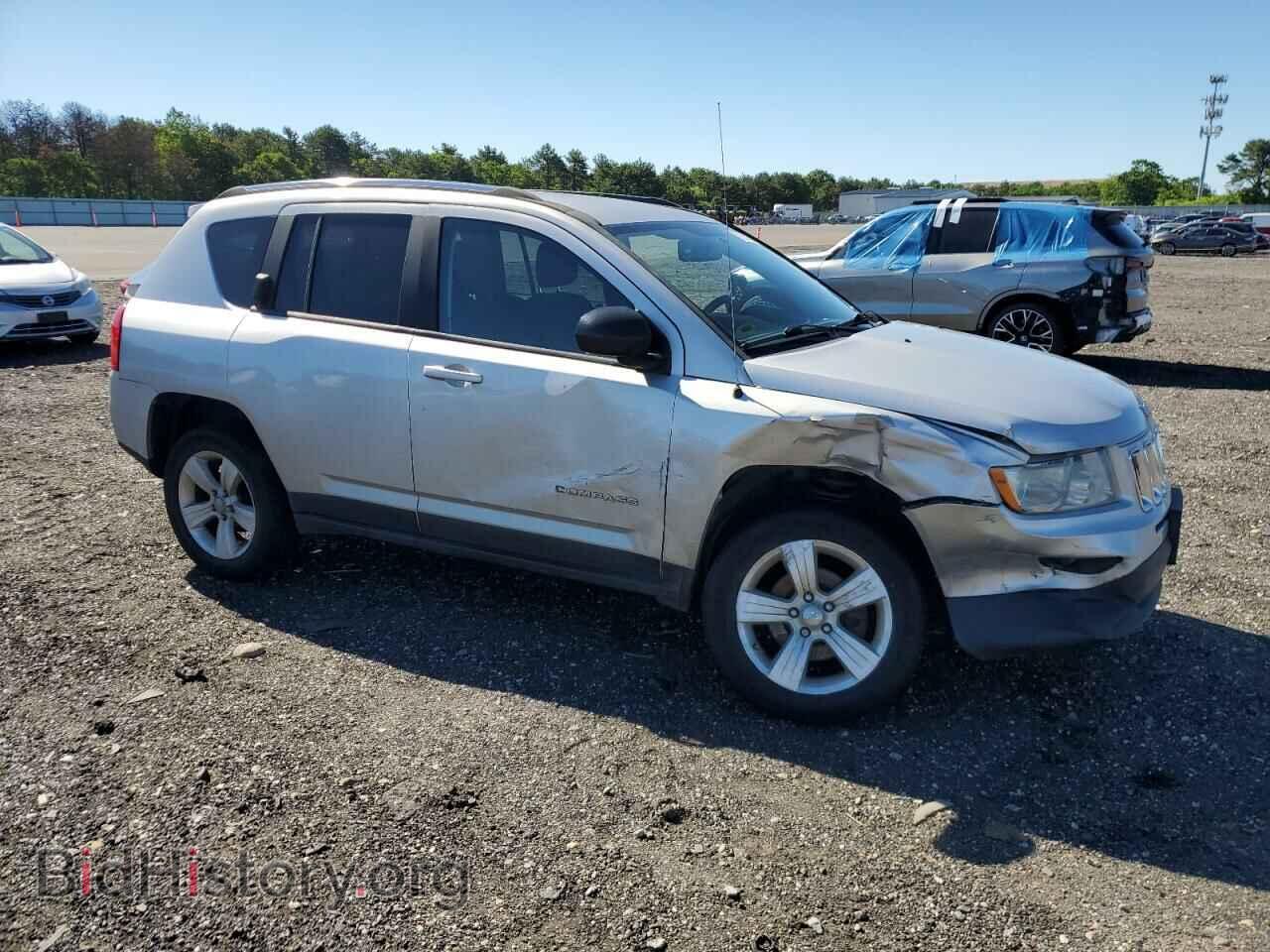 2012 JEEP COMPASS - VIN: 1C4NJDBB1CD705539 - Photo 4