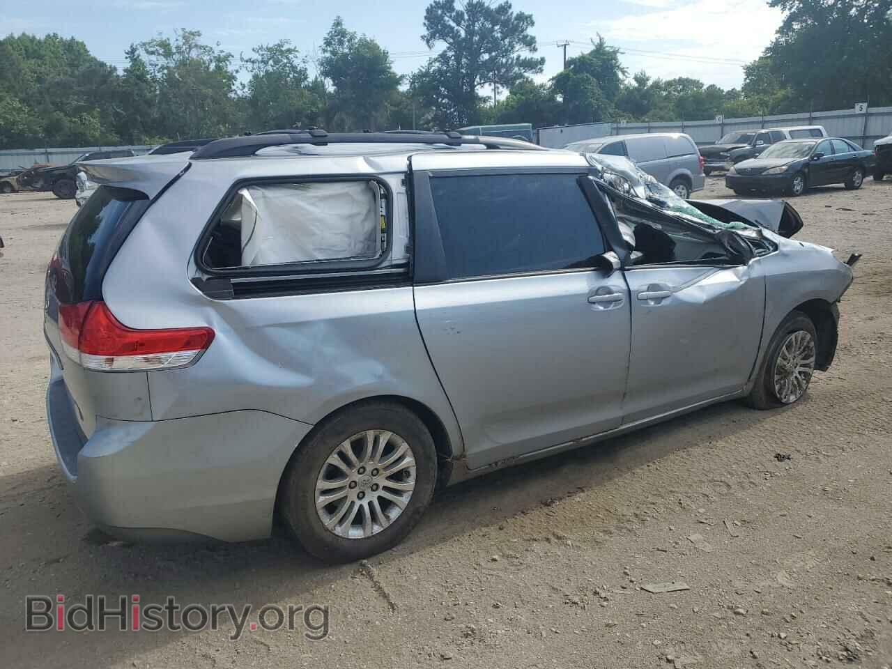 2011 TOYOTA All Models - VIN: 5TDYK3DC7BS091108 - Фото 3