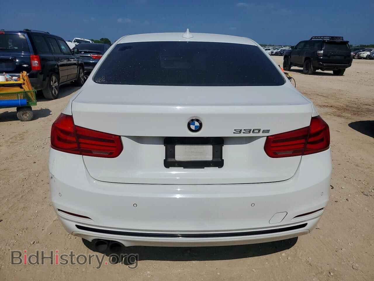 2017 BMW 3 SERIES - VIN: WBA8E1C32HA156897 - Photo 6
