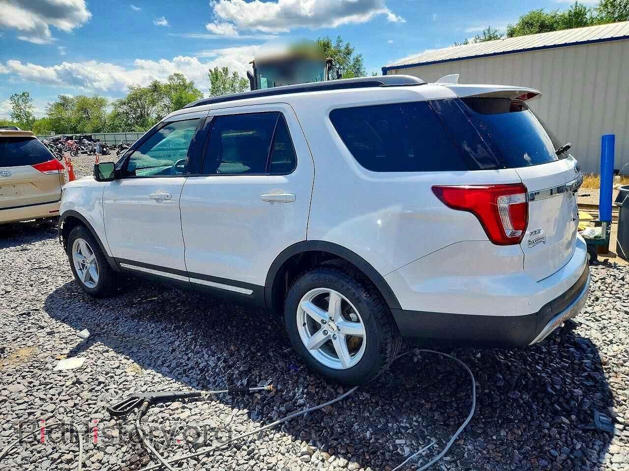 2017 FORD EXPLORER - VIN: 1FM5K8D88HGD18154 - Фото 2