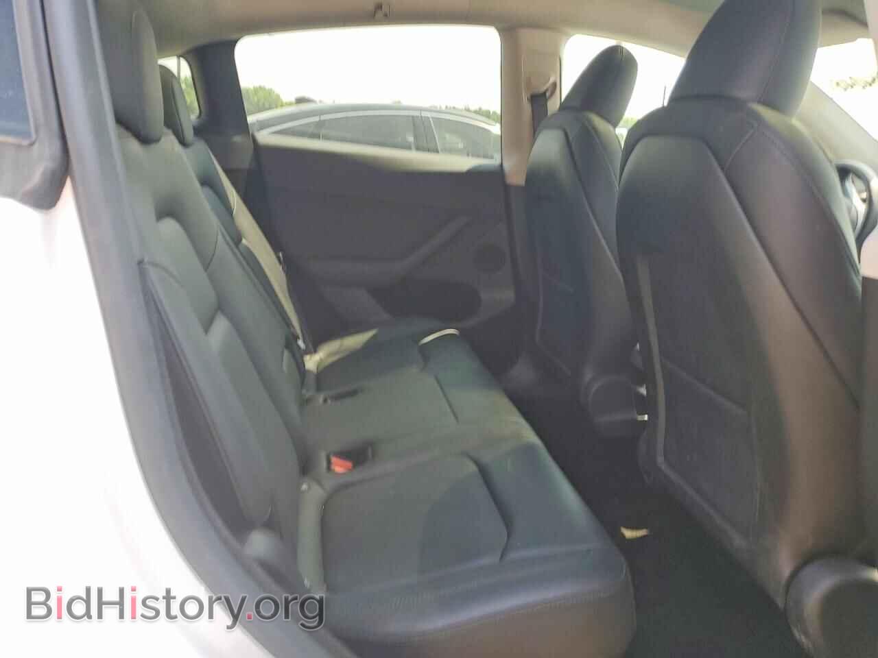 2024 TESLA MODEL Y - VIN: 7SAYGDEDXRF084220 - Photo 10
