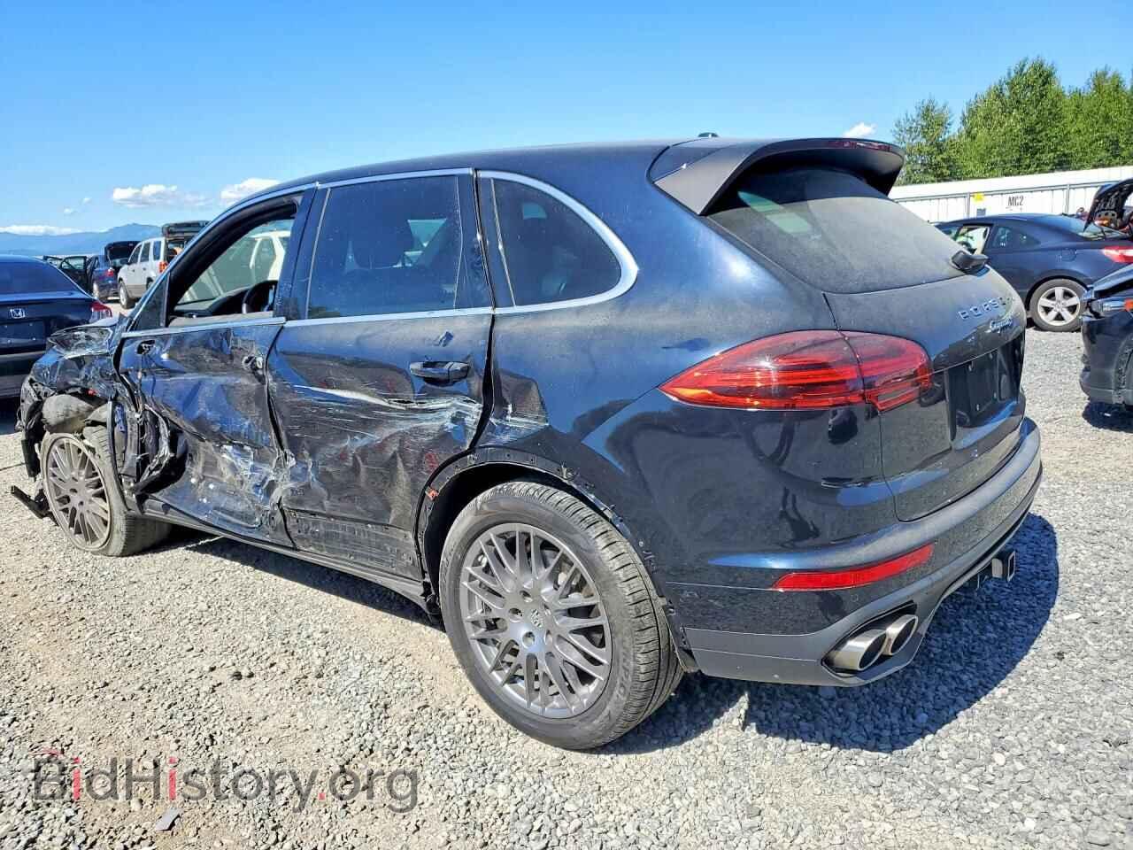 2015 PORSCHE CAYENNE - VIN: WP1AB2A28FLA56641 - Photo 2