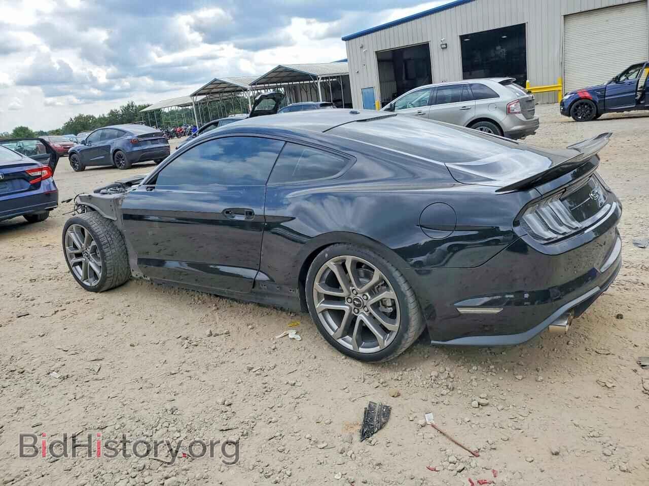 2018 FORD MUSTANG - VIN: 1FA6P8CF7J5117217 - Photo 2