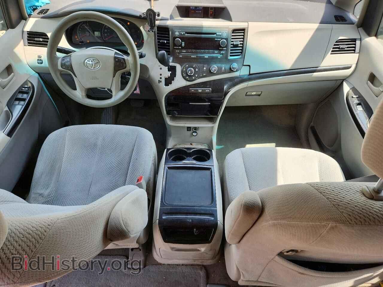 2011 TOYOTA SIENNA - VIN: 5TDKK3DC4BS172864 - Фото 8